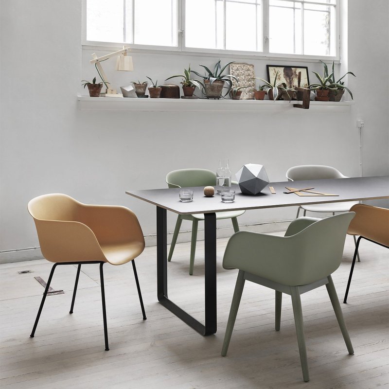 Fiber Chair - Stalen Onderstel - Muuto Bruin Kunststof