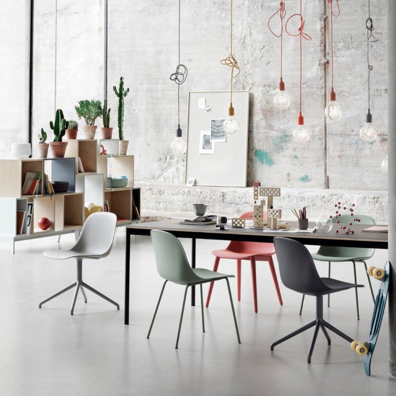 Fiber Side - Muuto Zwart Kunststof