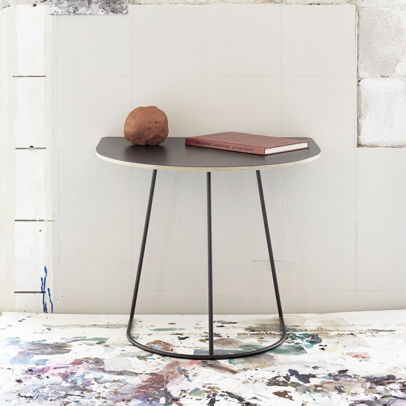 Muuto - Airy Bijzettafel Zwart / Zwart