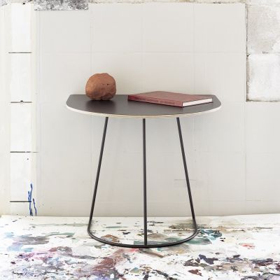 Muuto - Airy Bijzettafel Zwart / Zwart