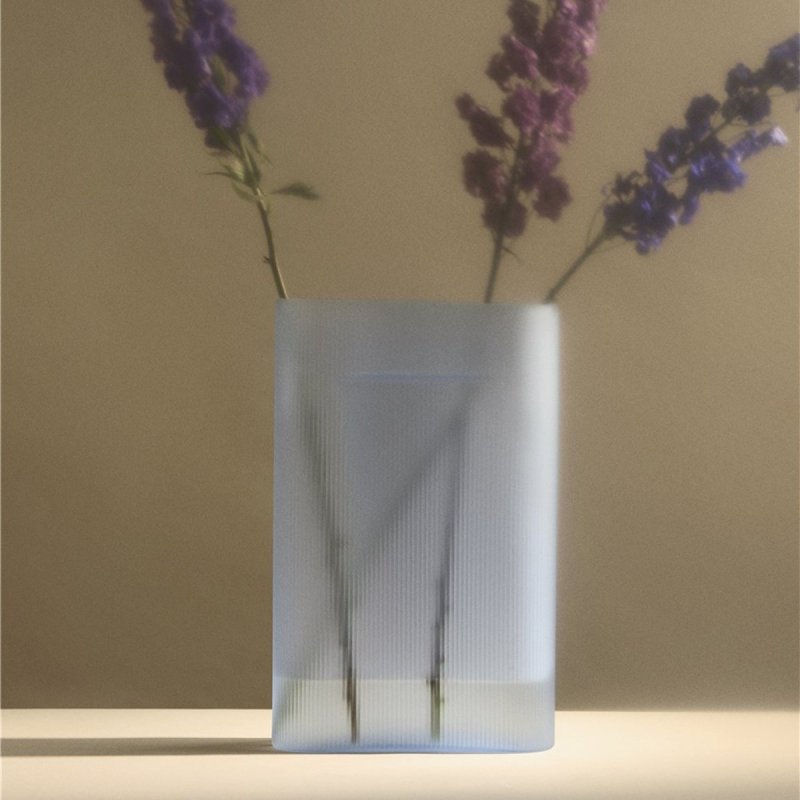 Ridge Vaas Glas Lichtblauw - Muuto Blauw Glas