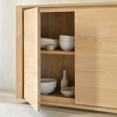 Shadow Dressoir