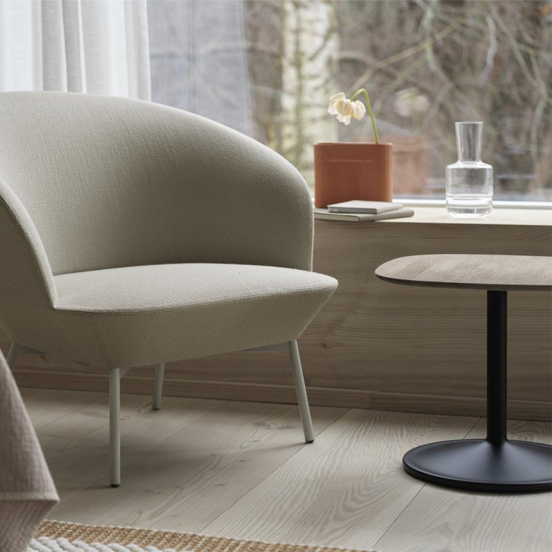 Soft Bijzettafel 45 - Gerookt Eiken - Muuto Zwart
