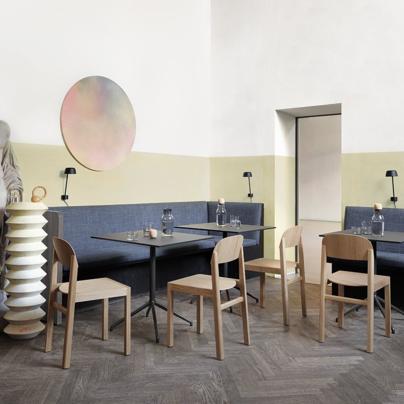 Still Café - Zwart / Zwart - Muuto Zwart Hout
