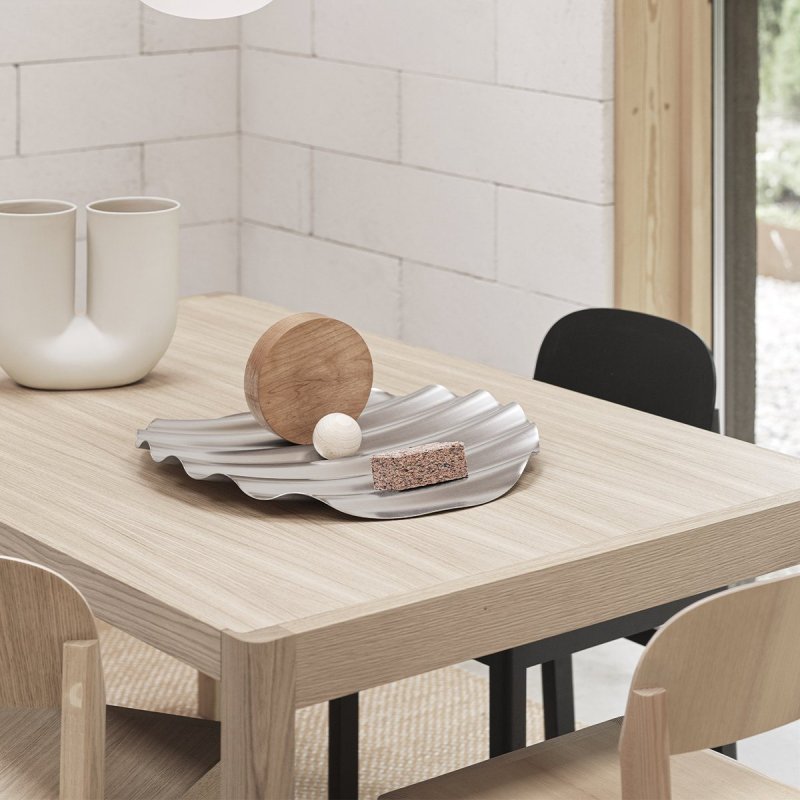 Workshop Eettafel - Eiken - Muuto Bruin Hout