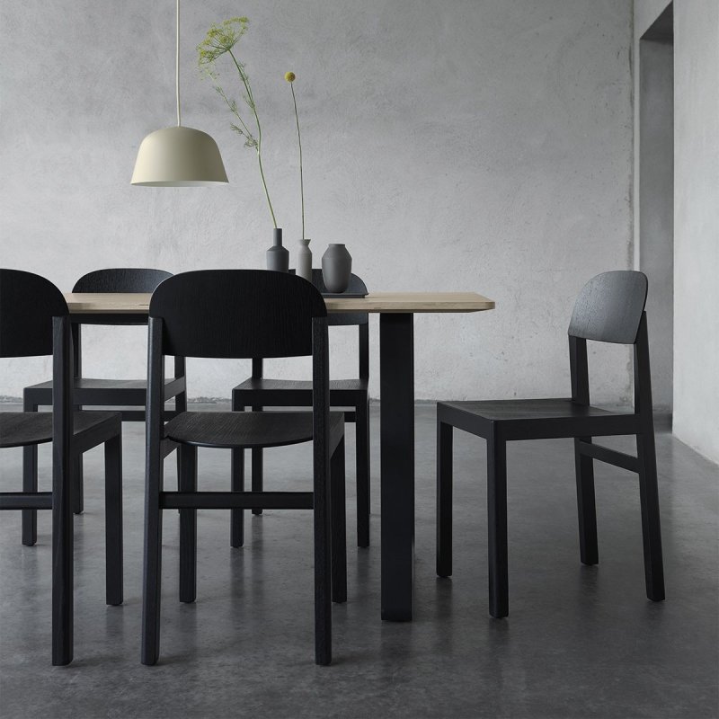 Workshop Stoel - Muuto Zwart Hout